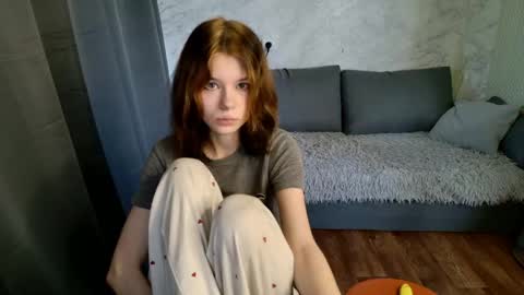 Jessy  Mark online show from May 6, 2026, 5:14 am