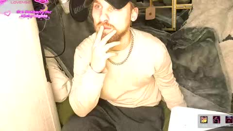 Bonnie and Clyde online show from March 15, 2026, 7:42 pm