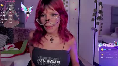 Snapshot of bonnie_anderson chatting on December 15, 2024, 2:19 am Bonnie Anderson  online show from December 15, 2024, 2:19 am