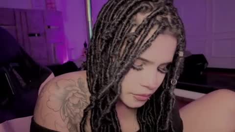 Bonnie Anderson  online show from July 21, 2026, 2:25 am
