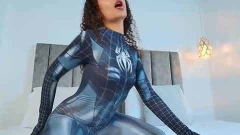 Snapshot of bonnie_bloom chatting on November 1, 2025, 7:32 am Bonnie online show from November 1, 2025, 7:32 am