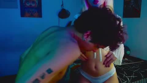 Bonnie Y Ash online show from October 17, 2025, 4:37 am