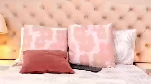 bonniebells online show from September 10, 2025, 4:29 pm