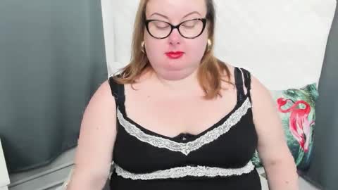 Snapshot of bonnieshining chatting on December 17, 2024, 10:12 am Bonnie online show from December 17, 2024, 10:12 am