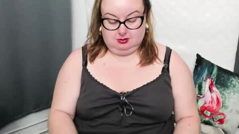 Snapshot of bonnieshining chatting on December 22, 2024, 6:17 am Bonnie online show from December 22, 2024, 6:17 am