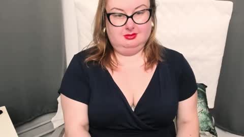 Snapshot of bonnieshining chatting on January 25, 2025, 9:15 am Bonnie online show from January 25, 2025, 9:15 am