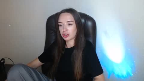 Snapshot of bonniexxx_ chatting on June 1, 2026, 11:34 am Bonnie online show from June 1, 2026, 11:34 am