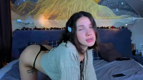 bonny_millie online show from September 18, 2025, 6:37 am