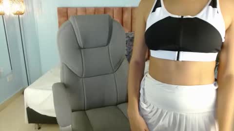 bonny_sweety1 online show from February 13, 2026, 5:58 am
