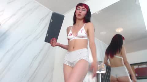  bonnybonnet  online show from December 14, 2024, 6:09 pm