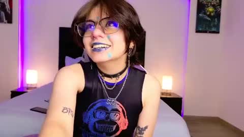 BonnyVel online show from July 15, 2026, 7:52 pm