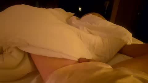 Snapshot of bono0155 chatting on May 5, 2026, 9:39 am silky sissy sarah online show from May 5, 2026, 9:39 am