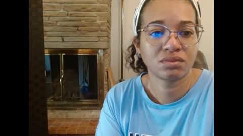 Snapshot of bonvivantb chatting on October 8, 2025, 12:47 pm Queen Bon Vivantt online show from October 8, 2025, 12:47 pm
