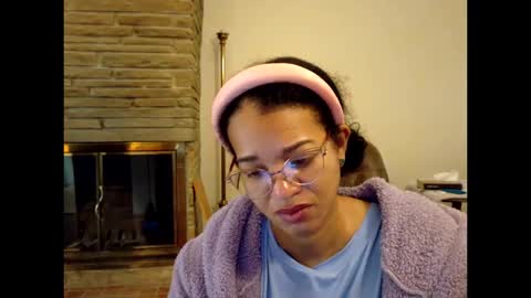 Snapshot of bonvivantb chatting on October 15, 2025, 1:33 pm Queen Bon Vivantt online show from October 15, 2025, 1:33 pm