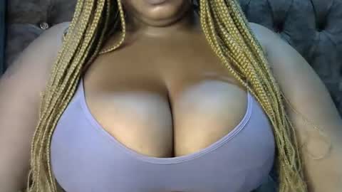 boobvherry online show from April 23, 2026, 3:41 am