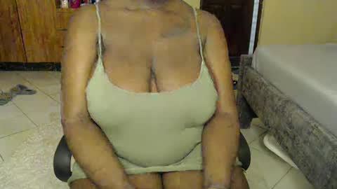 booby_candy online show from January 3, 2025, 4:22 am