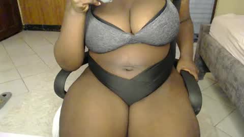 booby_candy online show from January 8, 2025, 4:55 am