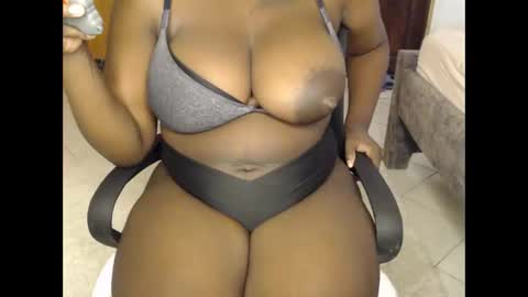 booby_candy online show from January 8, 2025, 9:21 am