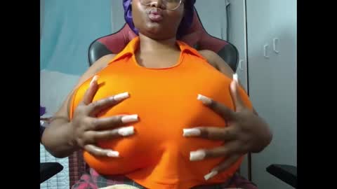 boobygoddessxxx online show from June 10, 2026, 1:32 pm