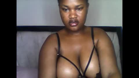 boobylicious012 online show from April 30, 2026, 7:47 am