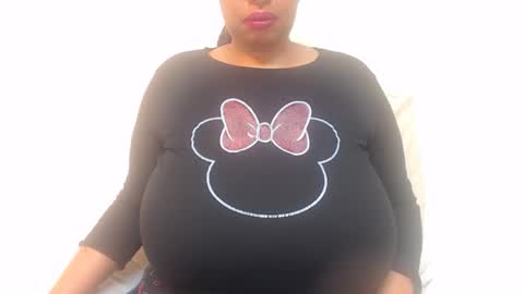 boobyqueen online show from April 28, 2026, 6:24 pm