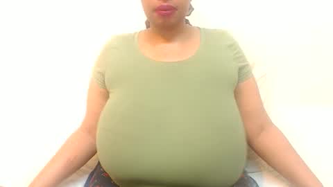 boobyqueen online show from April 29, 2026, 11:47 am