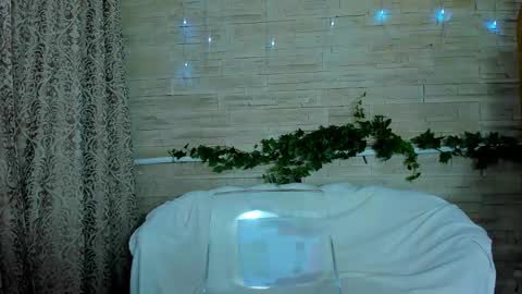 boobzilla_ online show from December 21, 2025, 8:27 pm