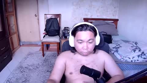 booooobloveeeerrrr online show from May 12, 2026, 10:12 am