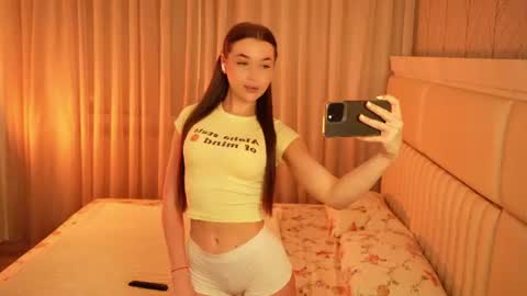 boootyfrytti online show from June 25, 2026, 7:07 pm