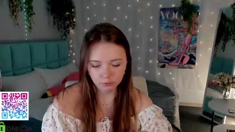 Milena online show from July 7, 2026, 7:23 am
