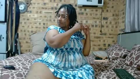bootytwerkxxx online show from August 5, 2026, 10:44 pm