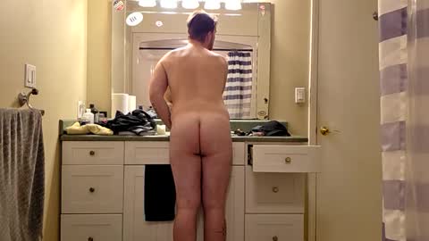 Snapshot of bootywhoknows chatting on March 22, 2026, 2:15 am bootywhoknows online show from March 22, 2026, 2:15 am