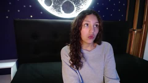 Snapshot of borbuja1 chatting on October 2, 2025, 12:23 pm borbuja online show from October 2, 2025, 12:23 pm