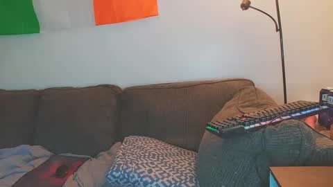 Snapshot of boredandirish21 chatting on September 21, 2025, 1:13 pm boredandirish21 online show from September 21, 2025, 1:13 pm