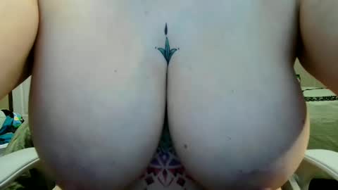 Snapshot of boredcountrygirl chatting on April 13, 2026, 3:01 am BoredCountryGirl online show from April 13, 2026, 3:01 am