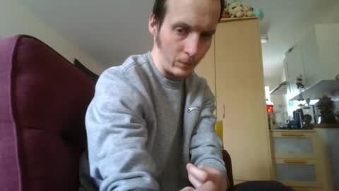 Snapshot of boredlul chatting on April 2, 2026, 9:40 am boredlul online show from April 2, 2026, 9:40 am