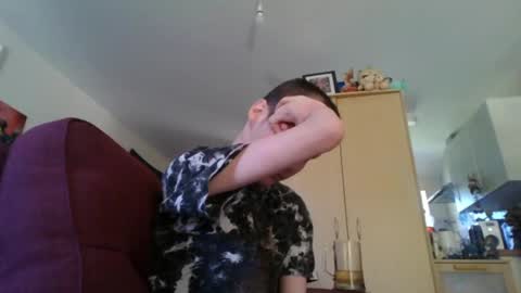 Snapshot of boredlul chatting on April 25, 2026, 1:14 pm boredlul online show from April 25, 2026, 1:14 pm