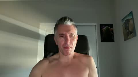 Snapshot of borisdm1976 chatting on October 4, 2025, 6:17 pm borisdm1976 online show from October 4, 2025, 6:17 pm