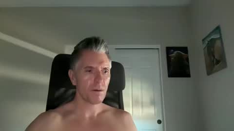 Snapshot of borisdm1976 chatting on October 18, 2025, 7:03 pm borisdm1976 online show from October 18, 2025, 7:03 pm