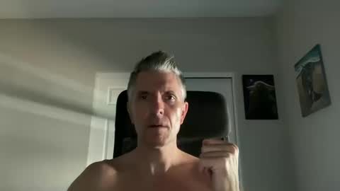 Snapshot of borisdm1976 chatting on October 19, 2025, 5:24 pm borisdm1976 online show from October 19, 2025, 5:24 pm