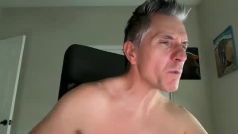 borisdm1976 online show from February 18, 2026, 11:11 pm