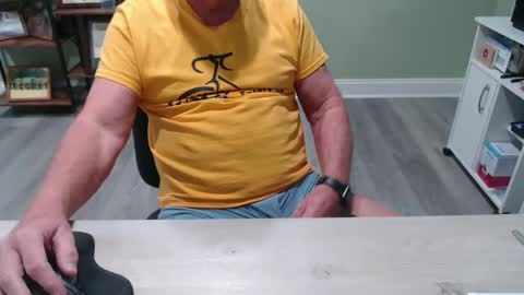 Snapshot of borntobebad2 chatting on December 31, 2024, 6:46 pm borntobebad2 online show from December 31, 2024, 6:46 pm