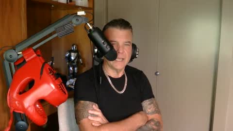 Snapshot of boss1420 chatting on September 17, 2025, 10:11 pm BOSS online show from September 17, 2025, 10:11 pm