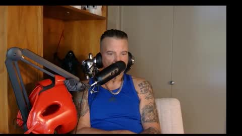 Snapshot of boss1420 chatting on October 17, 2025, 5:59 pm BOSS online show from October 17, 2025, 5:59 pm