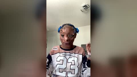 bossbabylove2 online show from February 4, 2026, 6:36 pm