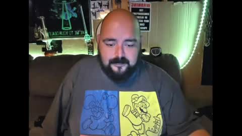 Snapshot of bossdeuce420 chatting on April 20, 2026, 4:15 am bossdeuce420 online show from April 20, 2026, 4:15 am
