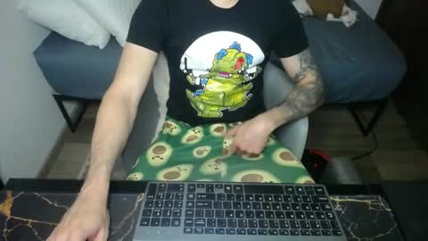 bossking019 online show from December 2, 2024, 3:47 am