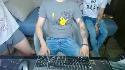 bossking019 online show from March 9, 2025, 10:19 pm