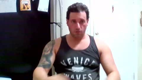 Snapshot of bosslife505050 chatting on March 6, 2025, 11:31 pm The Italian Boss online show from March 6, 2025, 11:31 pm