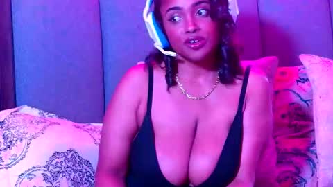 Snapshot of bossybella chatting on February 16, 2026, 6:48 pm BossyBella online show from February 16, 2026, 6:48 pm